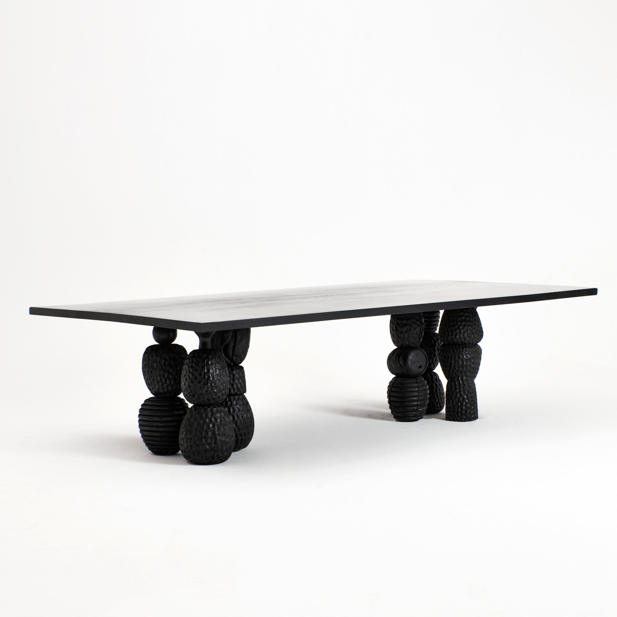 Menina Dining Table